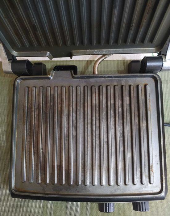 Гриль контактный КВ 1036, 2000 Ватт