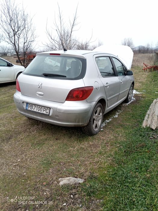 Peugeot 307 HDI 2004 година на части