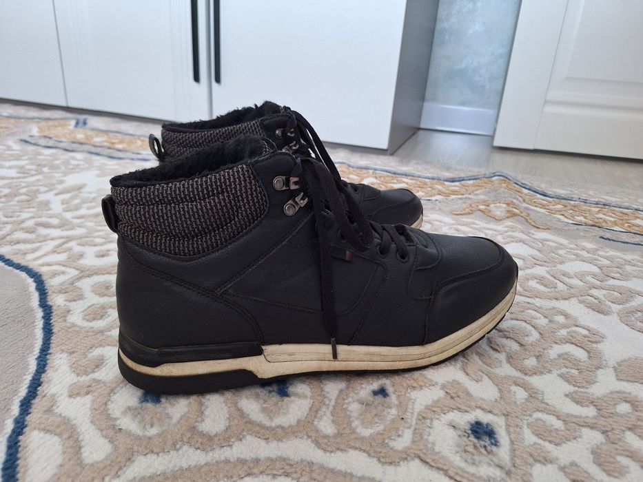 Сапоги мужские 44 рр . Состояние отличное.  5000 тг