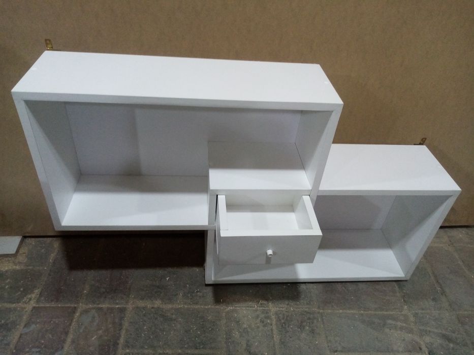 Продам новую полочку!