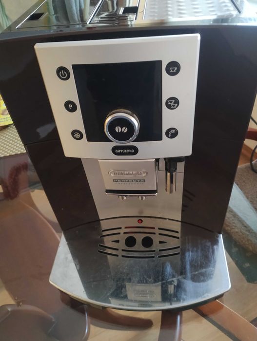 кафеавтомат Delonhi Perfekta ESAM 5550