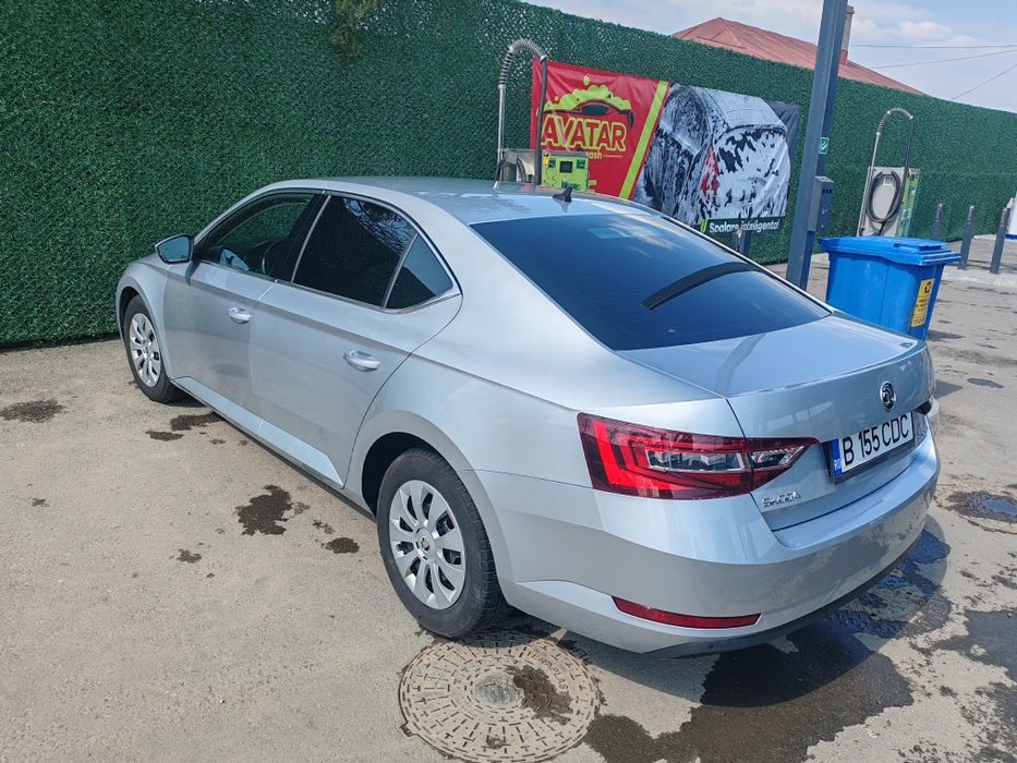 Skoda Superb 2016  190 cp