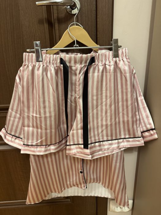 Pijama scurta din satin