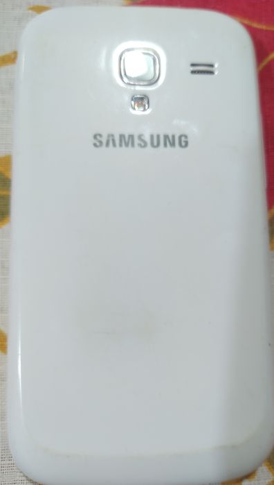 Телефон Samsung Galaxy Ace 2