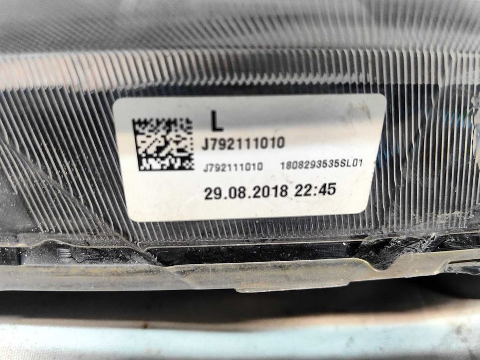 Оригинален фар Киа  Kia Ceed Led