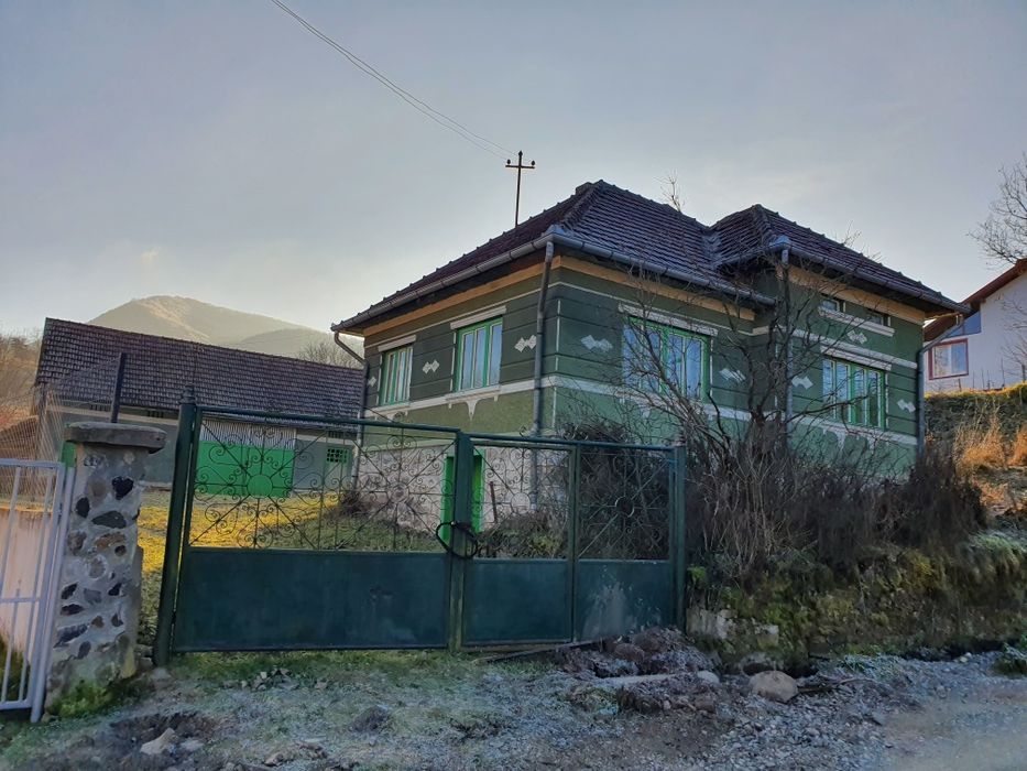 Casa de vanzare in satul Vălișoara, comuna Balșa