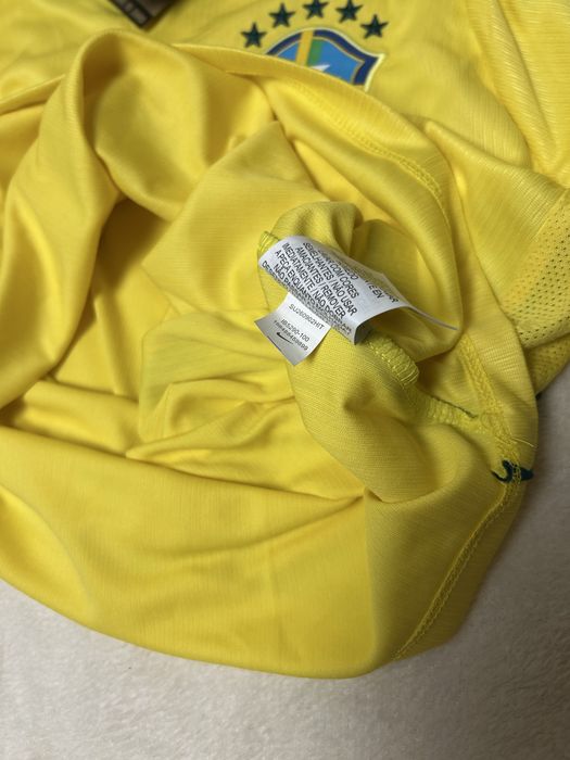 Tricou oficial de fotbal acasă al Brazil national football team 2026, original, fabricat în Brazilia, culoare galben, nou cu etichete, mărimea L