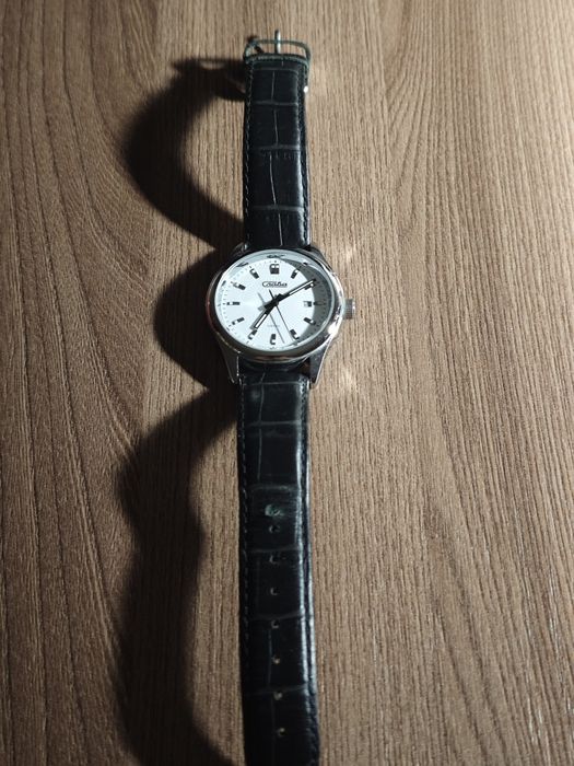 Продам часы СЛАВА