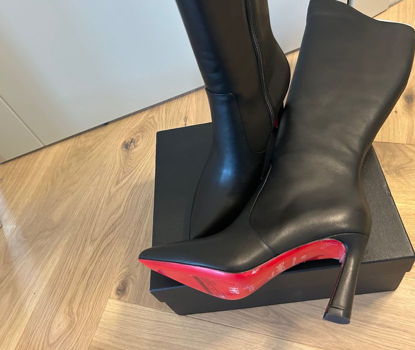 Дамски ботуши Christian Louboutin