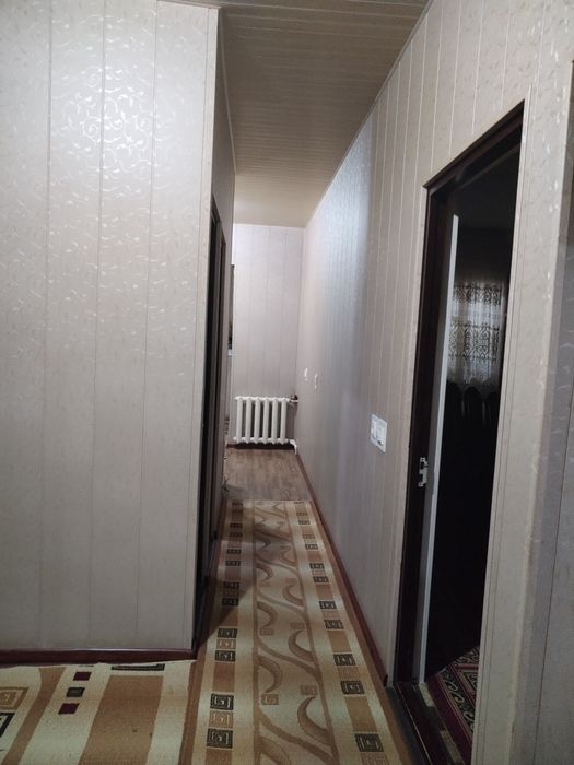 Продаётся 3комнатная квартира , 4этаж,9микрорайон по середине,не торце
