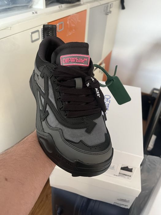 Off white odsy (marimi 40;42)