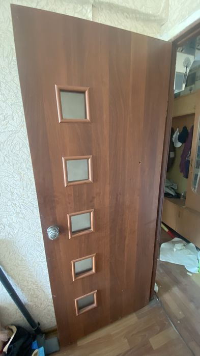 Есік,двери бу есіктер