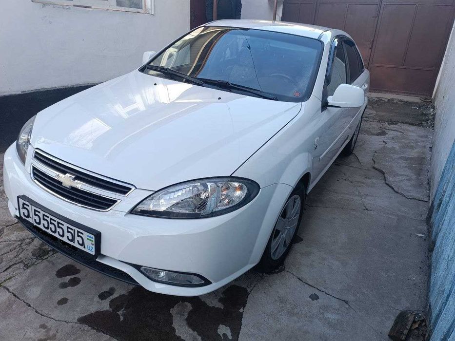 продаётся Gentra 2015 г.в.