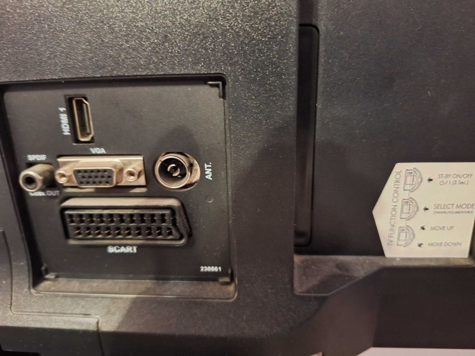 Дарявам ТВ Тошиба с неработещ дисплей