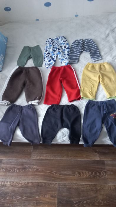 Продам детские вещи