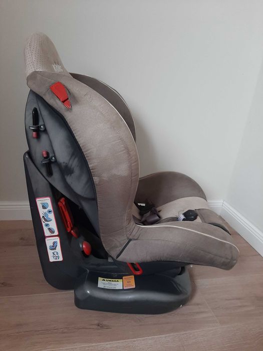 Scaun auto Kidimo Toro - ECE R44/04 pentru copii de la 9 la 25 kg, prindere in 5 puncte, reglare 5 pozitii - produs de calitate