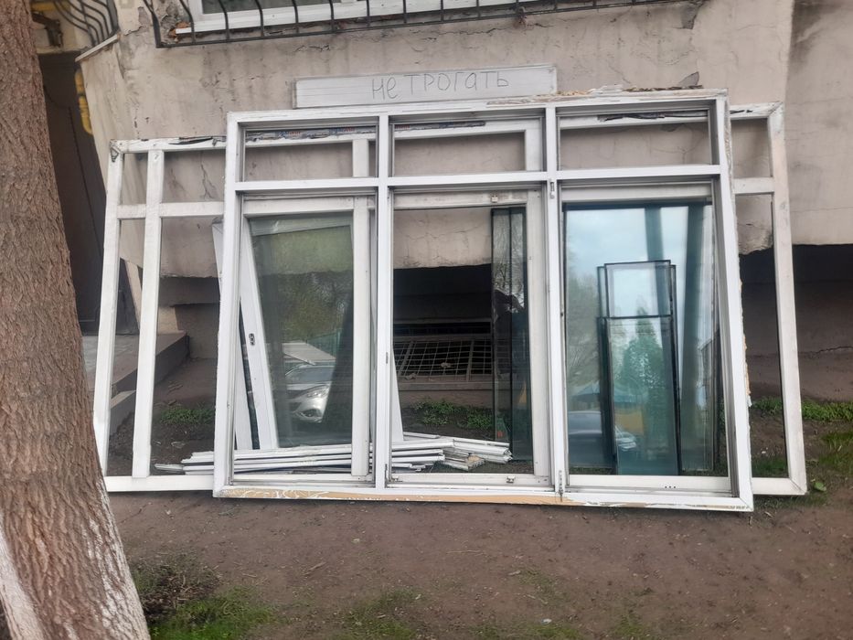 Бу пластинке окна