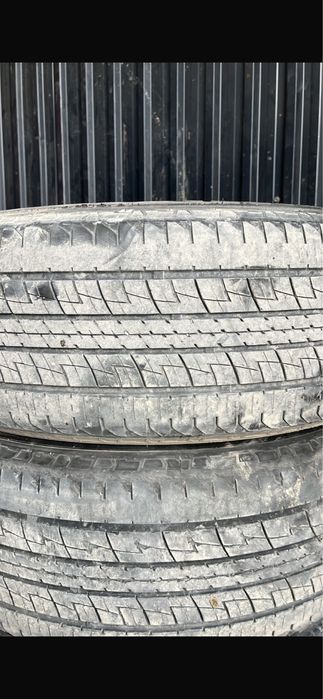 Шины б/у 235/65р18 летние комплект