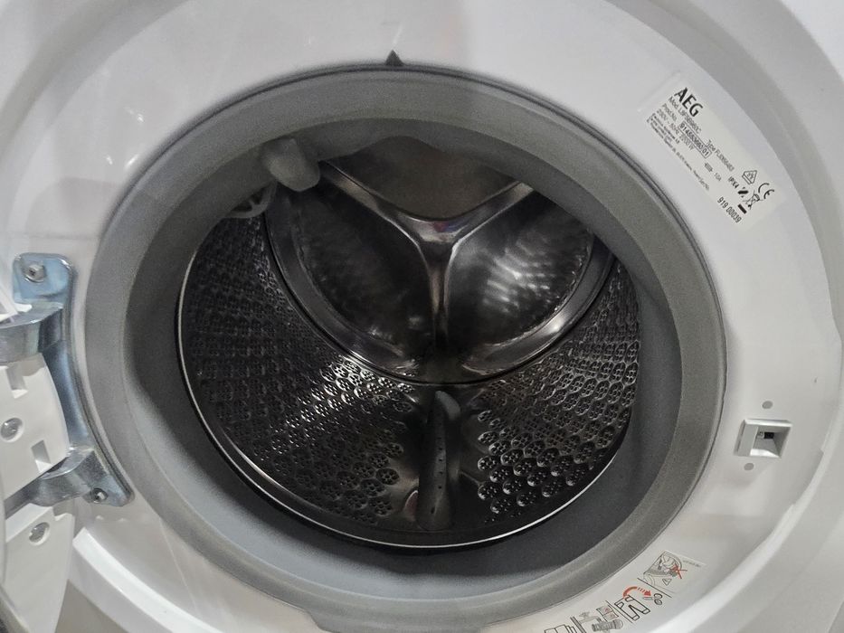 А+++Инверторна пералня AEG 9 кг