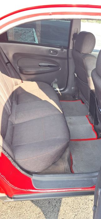 Мазда 323 год 1995