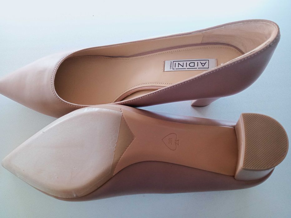 Продам кожанные туфли