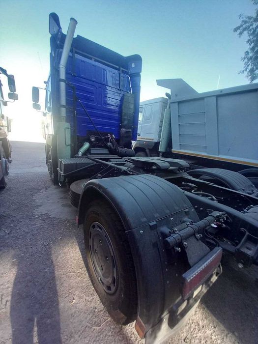 Седельный тягач МAZ -544005