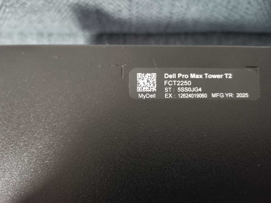 Pc dell pro max tower t2 Intel ultra 9 64gb ddr5