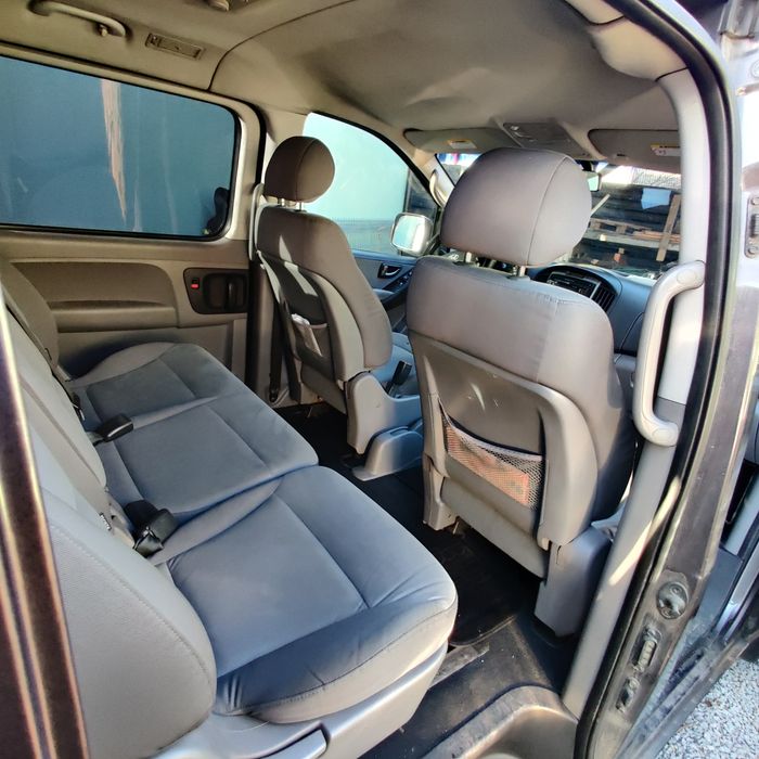 Autoturism Hyundai H1   Starex 2,5 diesel  crdi 170 cp 8 locuri