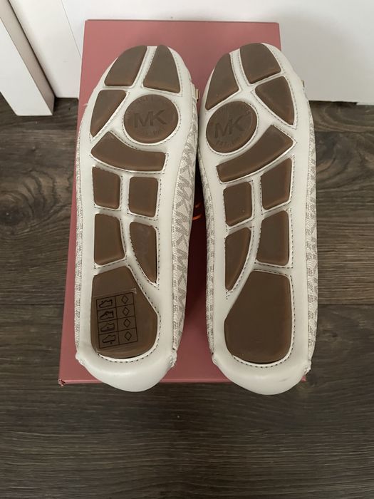 Balerini Michael Kors, marime US 5 (35-35,5), crem