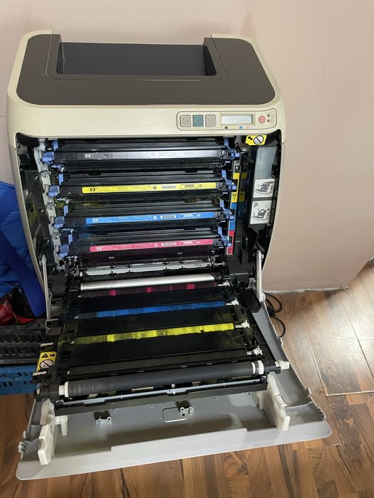 Цветен Лазерен принтер HP