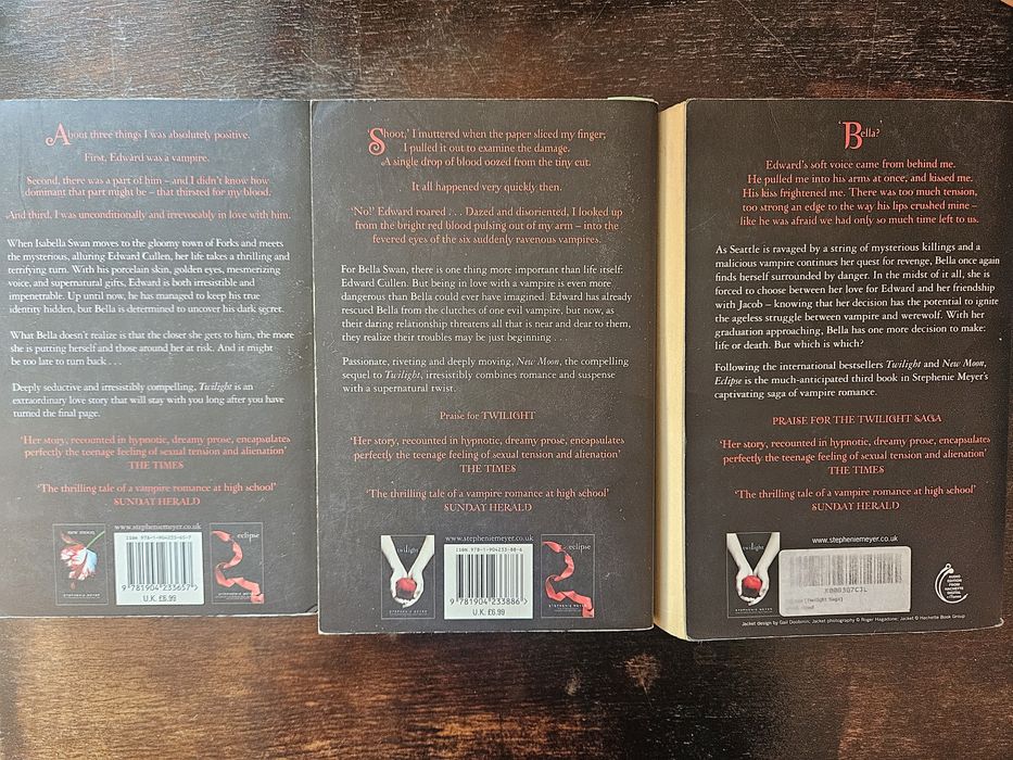 Здрач поредица книги 1,2 и 3 на английски език