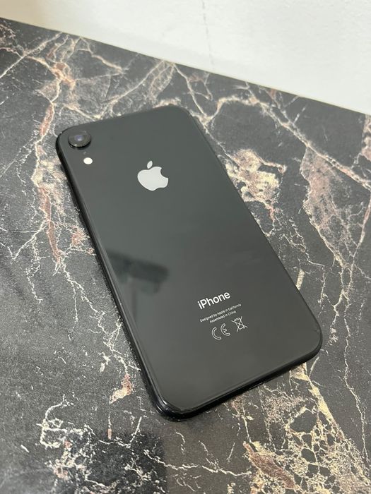 iPhone XR        .