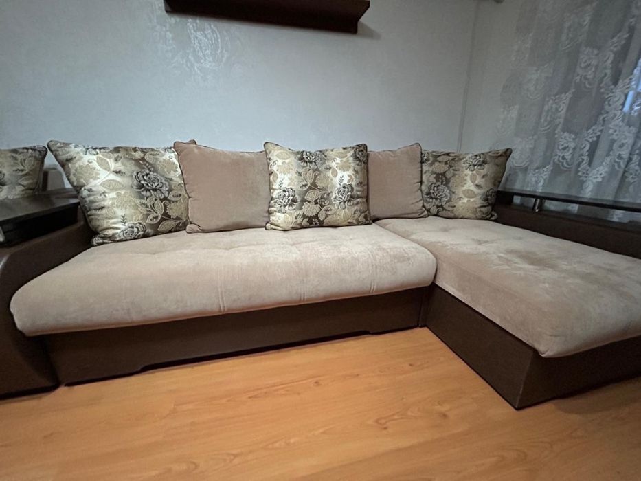 Продам диван с креслом