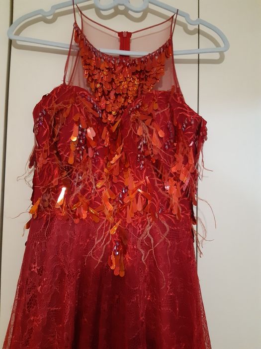 Дамски рокли за повод