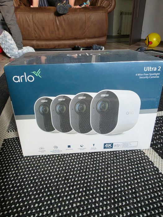 Camere supraveghere wireless Arlo