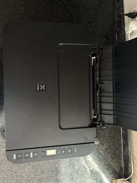 Цветной принтер Canon МФУ