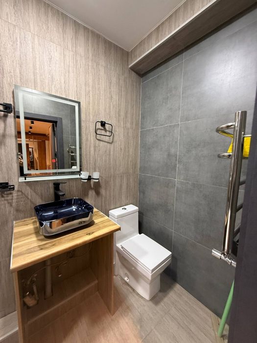 Продается юнусабад 14кв 2 ком 55m2+10m2