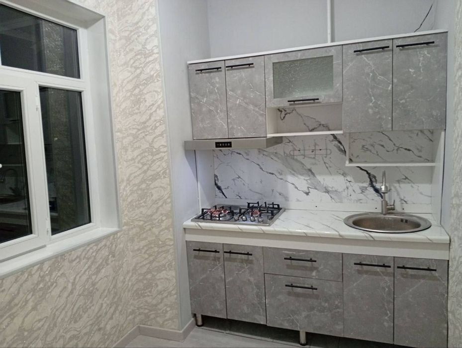 Сотилади Сергели - 4 1 хонали 4 этаж торцевая 40000 стартовая