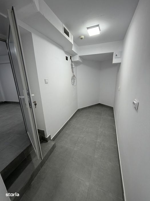Spațiu comercial 82 mp, stradal, renovat –Str. Uranus, lângă Catedrală