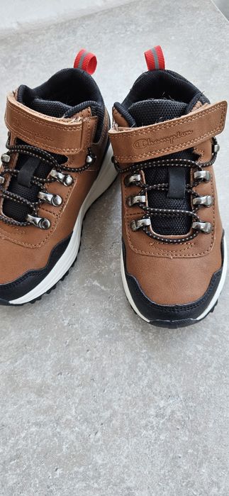 Ghete băieți,  noi, mărimea 28,5