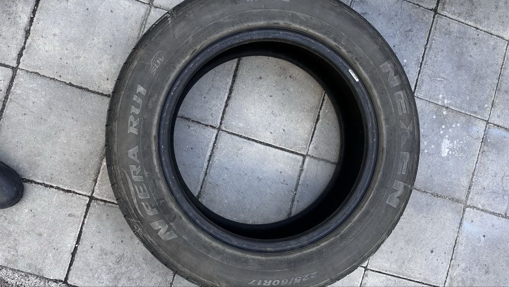 Автошины летние. 225/60/17