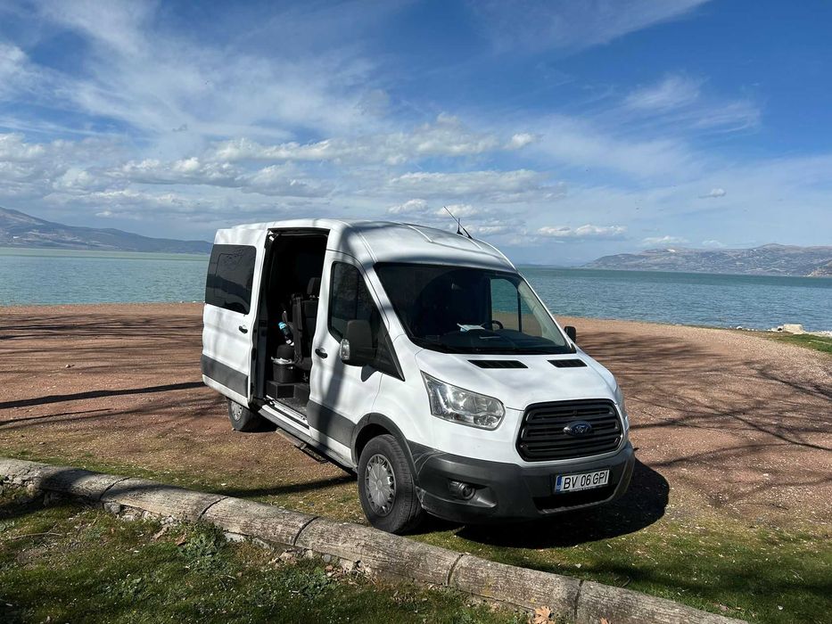 Ford Transit 4x4 8+1 – vehicul ideal transport persoane / munte / business