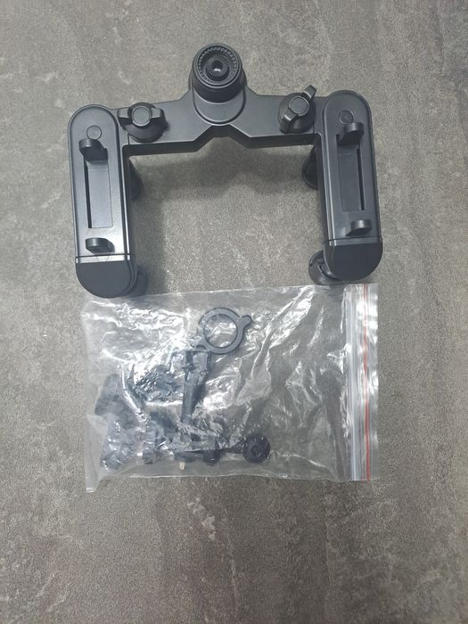 Suport camera la oglinda