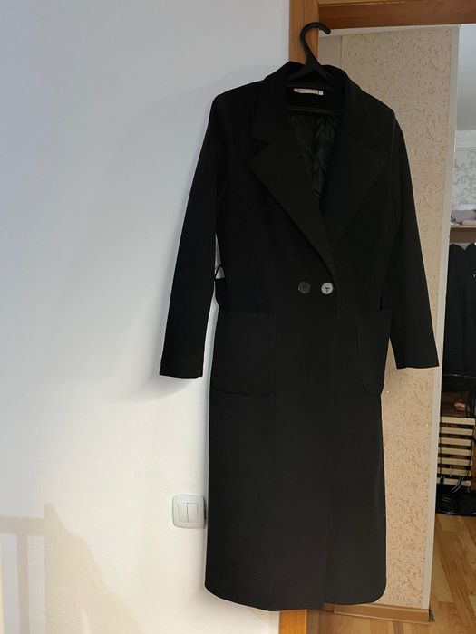 Продам Женское пальто