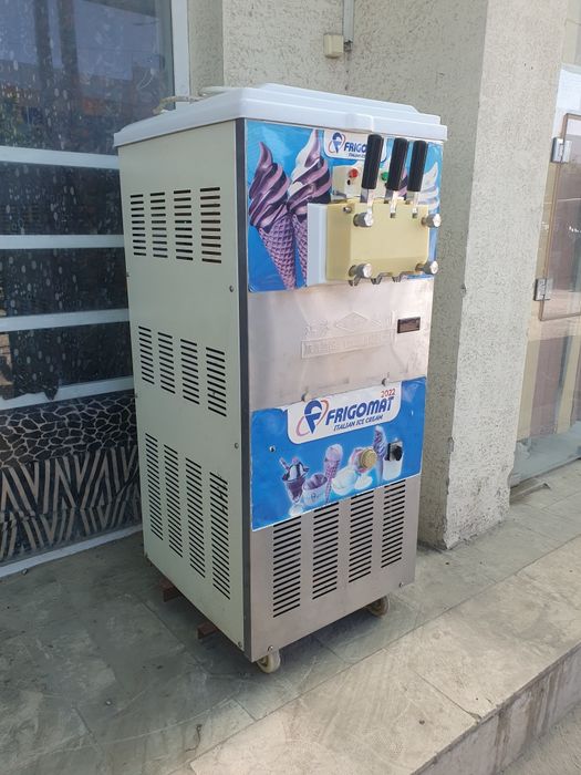 Фригомат марожни апарати сотилади