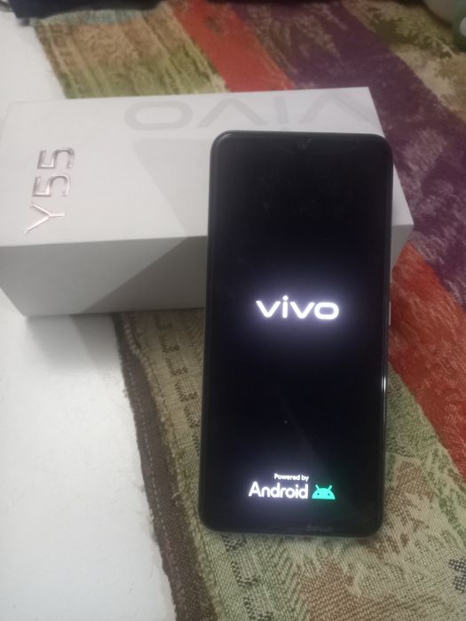 Продам телефон б/у