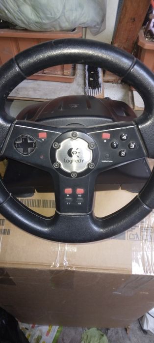 Vand sau schimb volan si pedale Logitech