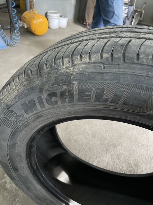 235/65/18 Шины пара лето