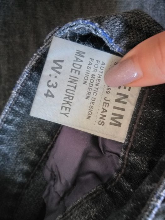 Продам джинсы одна джинсы 800 т