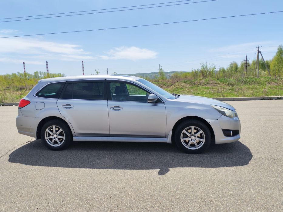 Subaru Legacy универсал